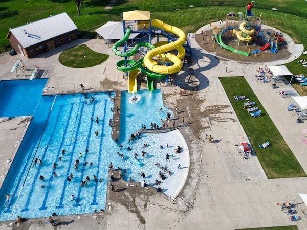 Où trouver les destinations tendances dans les plus beaux campings avec parc aquatique en France ?
